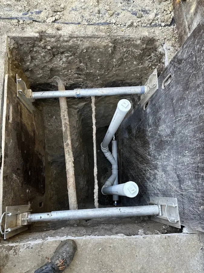 Experienced plumber completing Drain Cleaning work in Scotts Valley